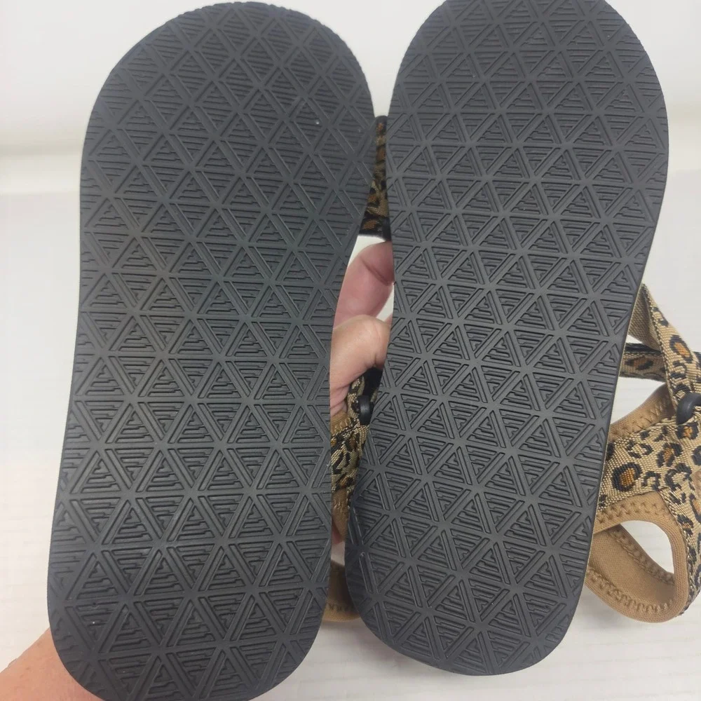 Leopard Strappy Sandals Womens 39 Black Tan Animal Print Sporty Gorpcore 808